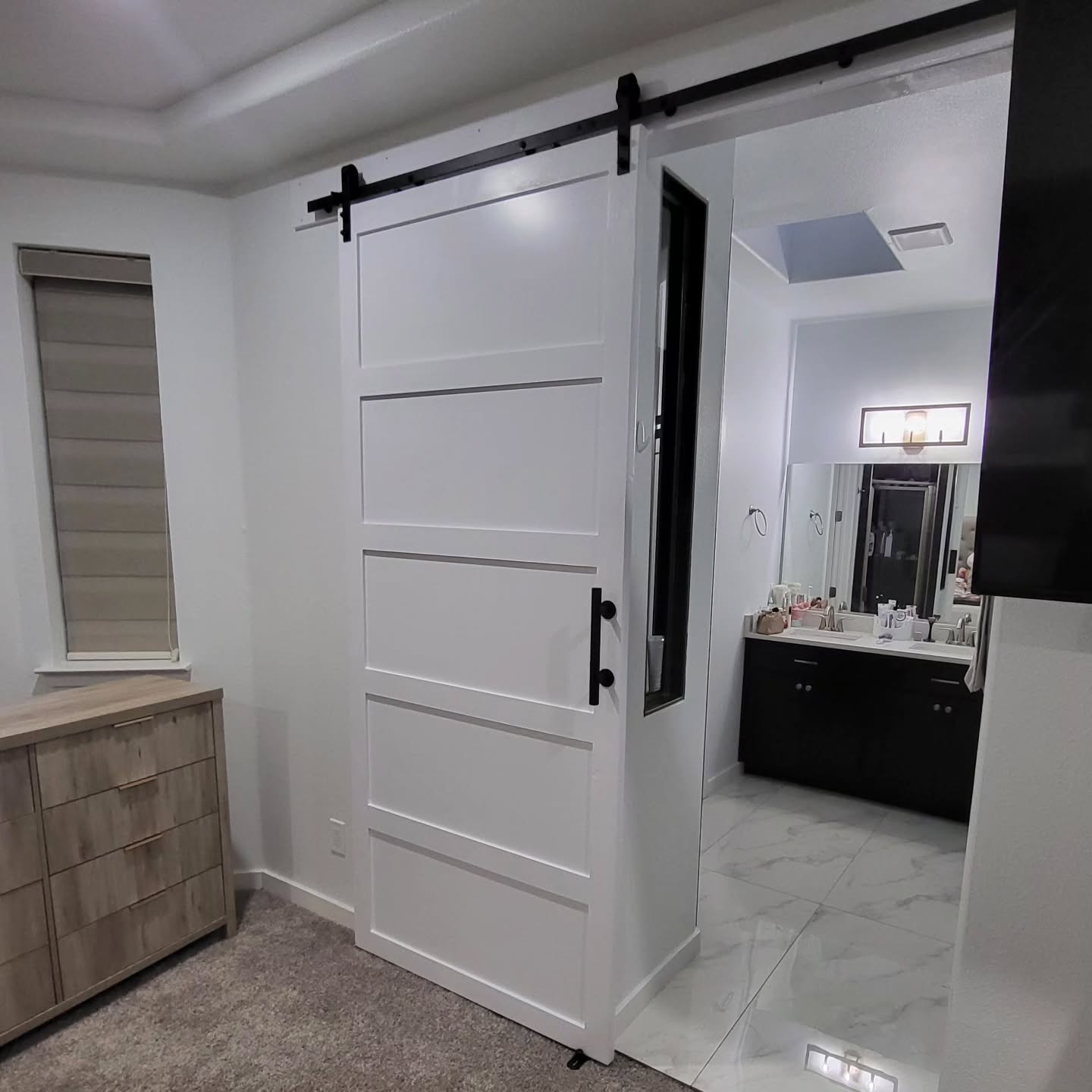 bedroom sliding door