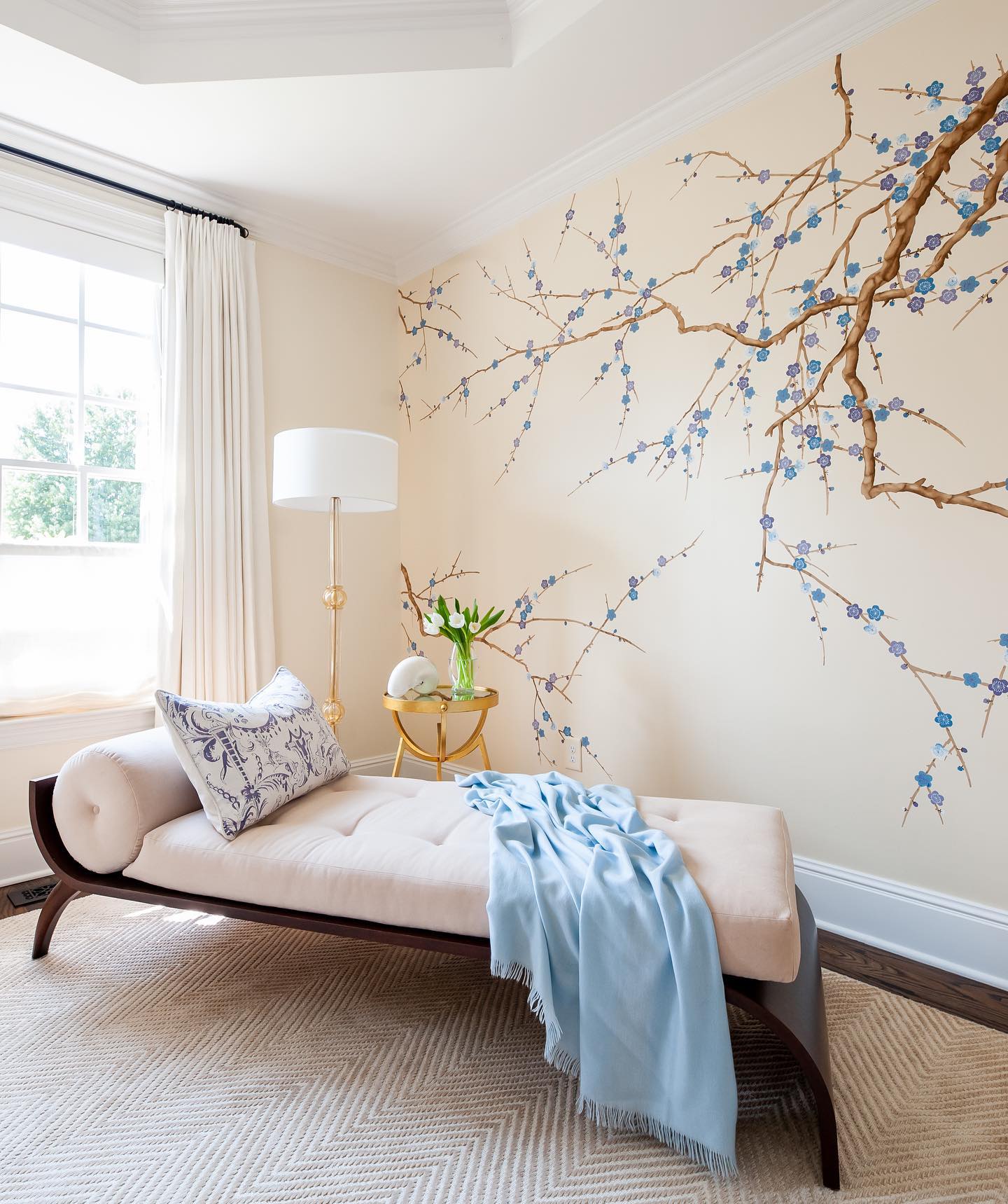 bedroom chaise lounge