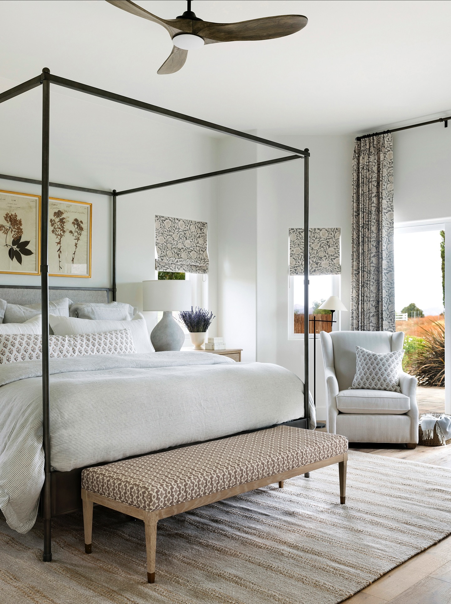 traditional bedroom design