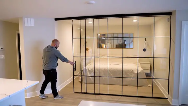 29 Stunning Bedroom Glass Wall Ideas To Transform Your Space (Photo Inspiration) 4 bedroom glass wall