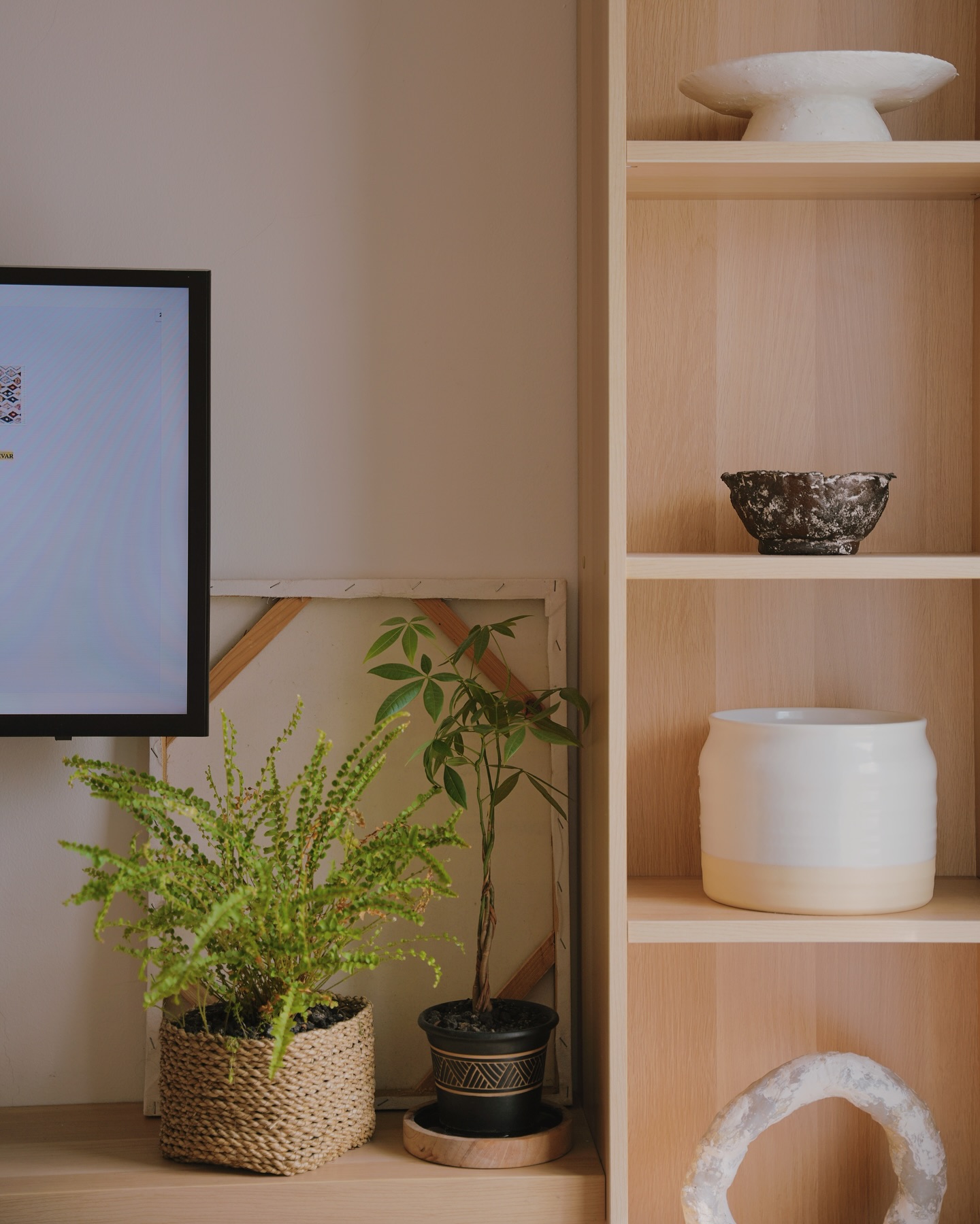bedroom corner shelf