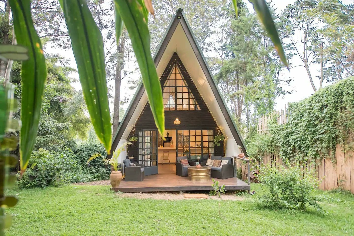 26 Stunning A Frame Bedroom Ideas That Will Make You Rethink Cozy Cabin Style 23 a frame bedroom