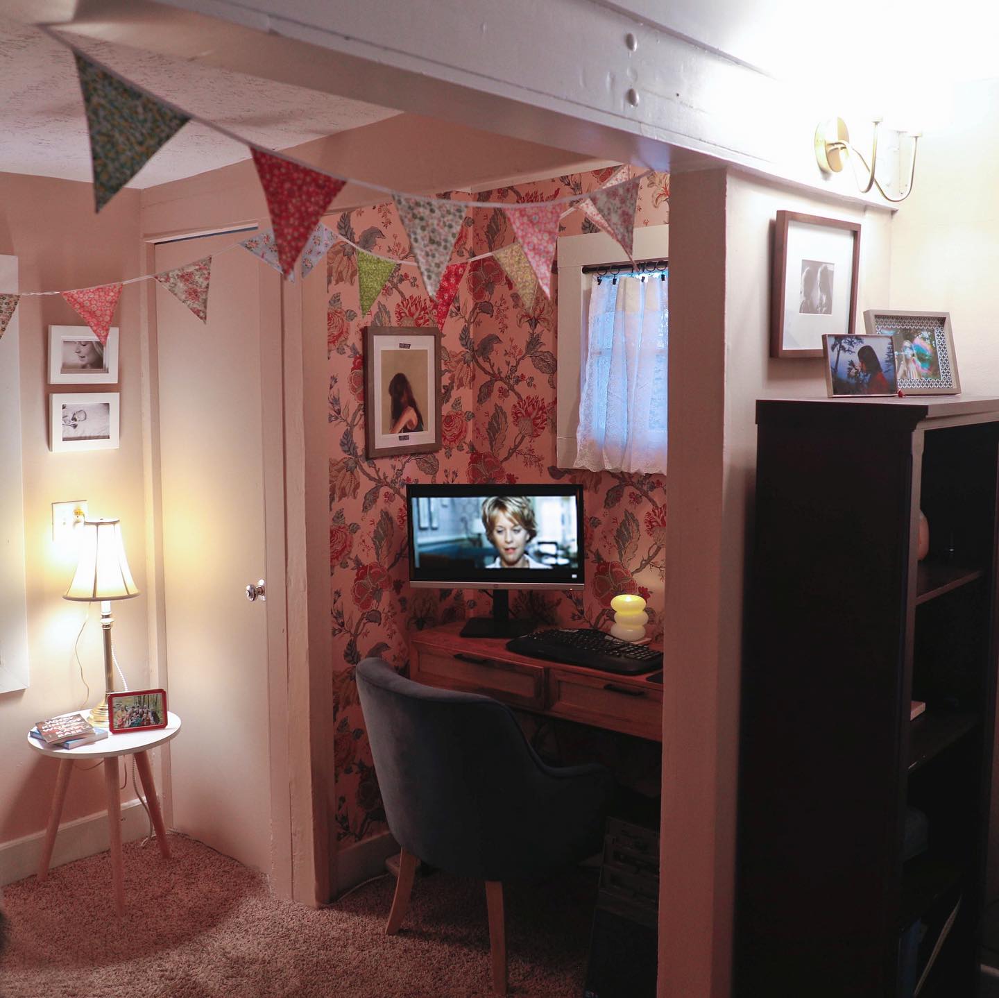 bedroom office nook