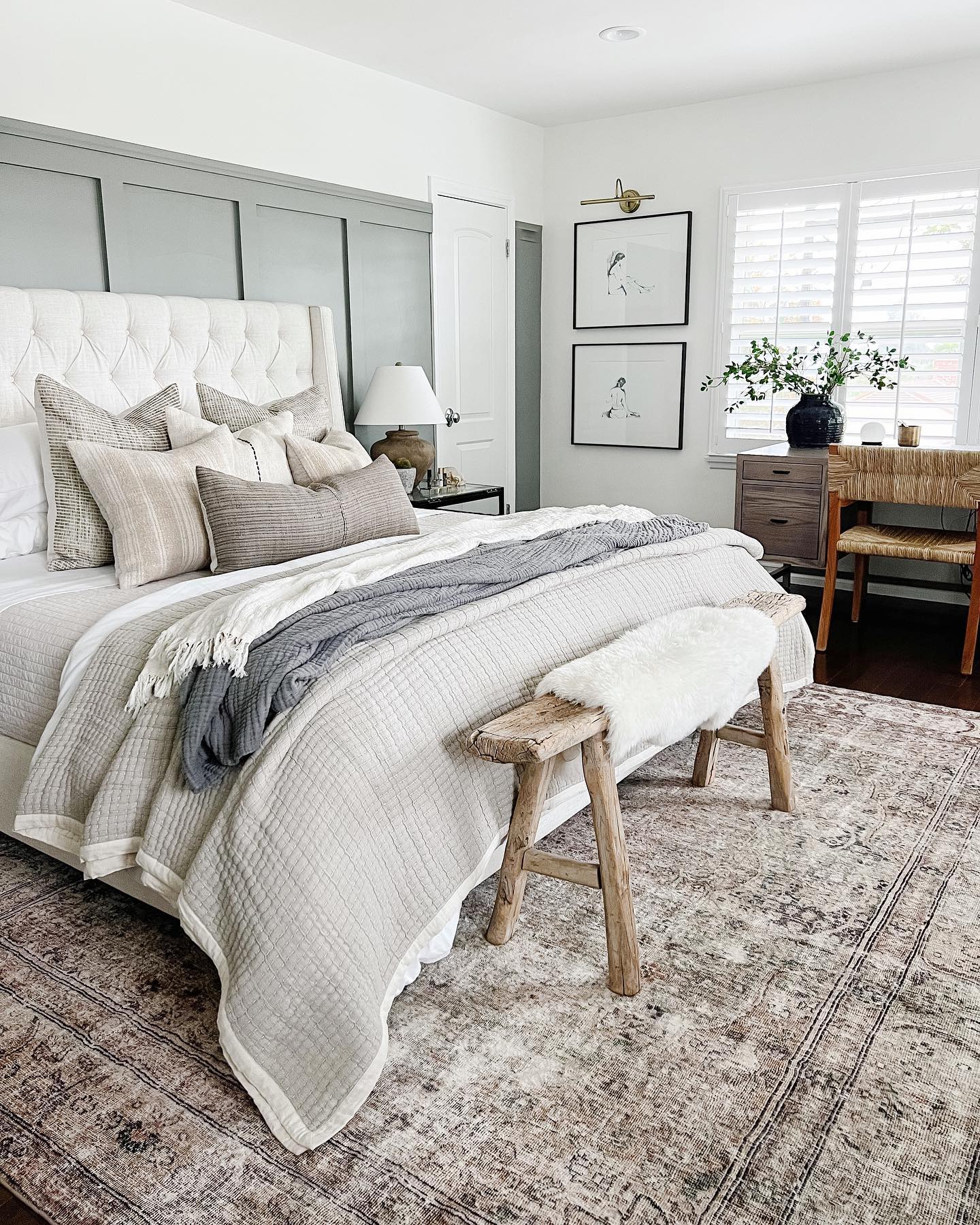 26 Cozy Bedroom Bedding Layers Ideas To Copy Now (26 Inspiring Images) 1 bedroom bedding layers