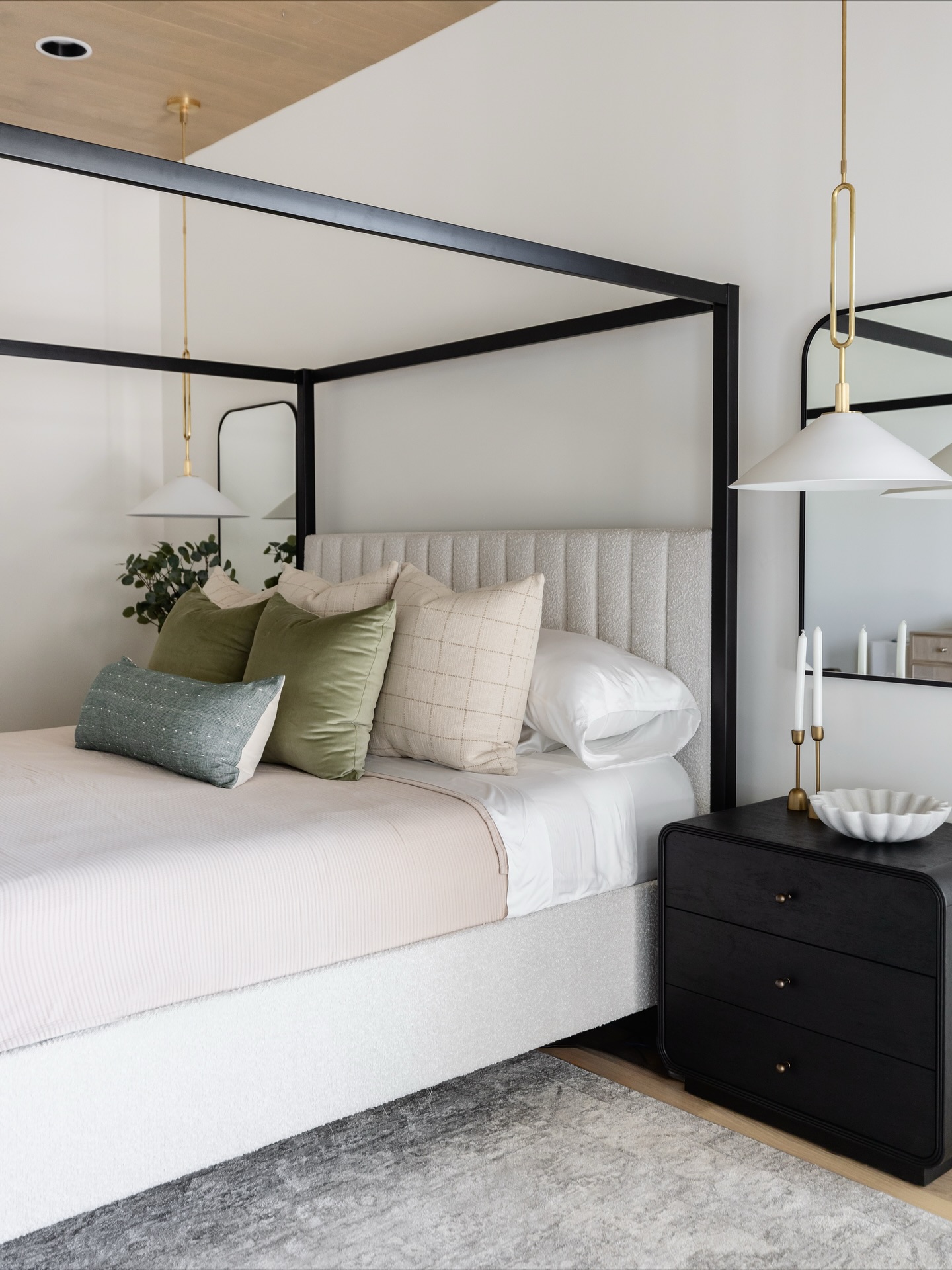 bedroom pendant lights