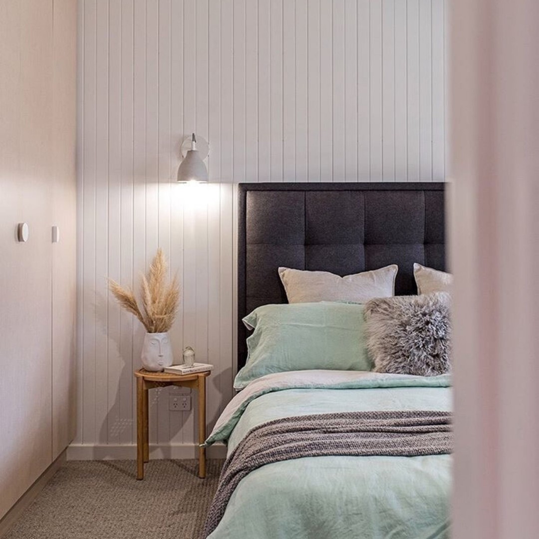 concrete wall bedroom