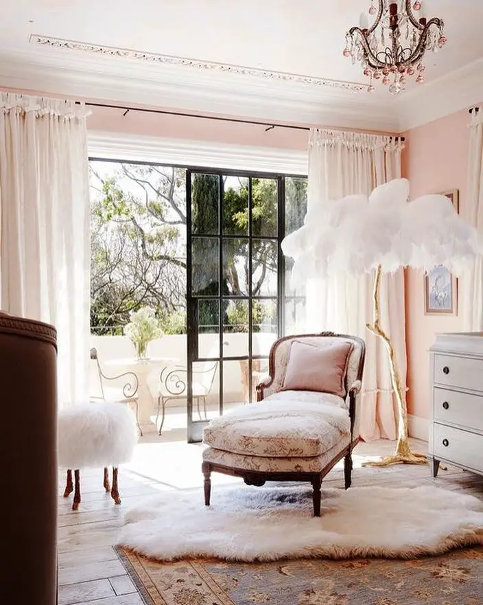 bedroom chaise lounge