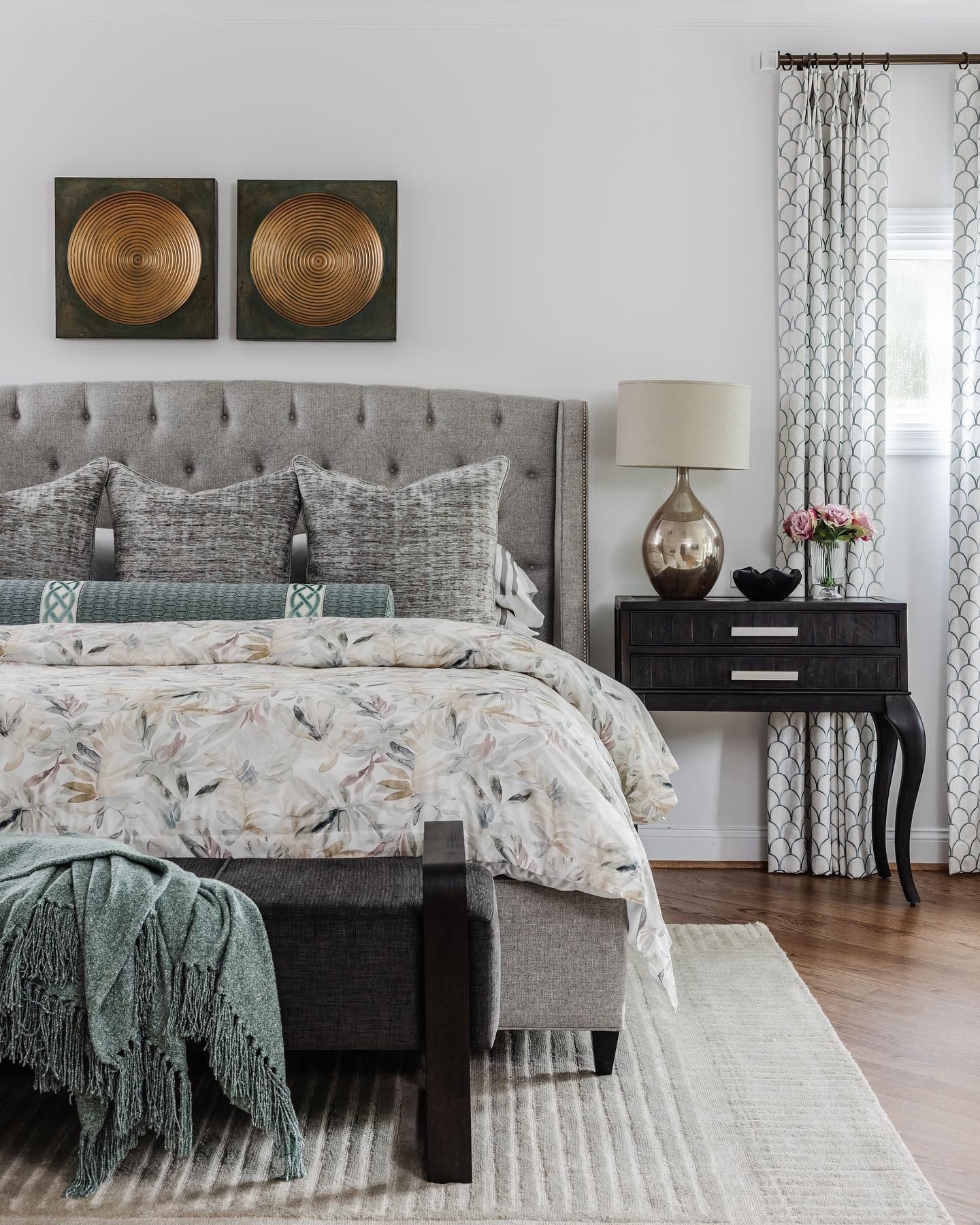 27 Airy Bedroom Design Ideas To Copy For A Light, Breezy Retreat 14 airy bedroom design