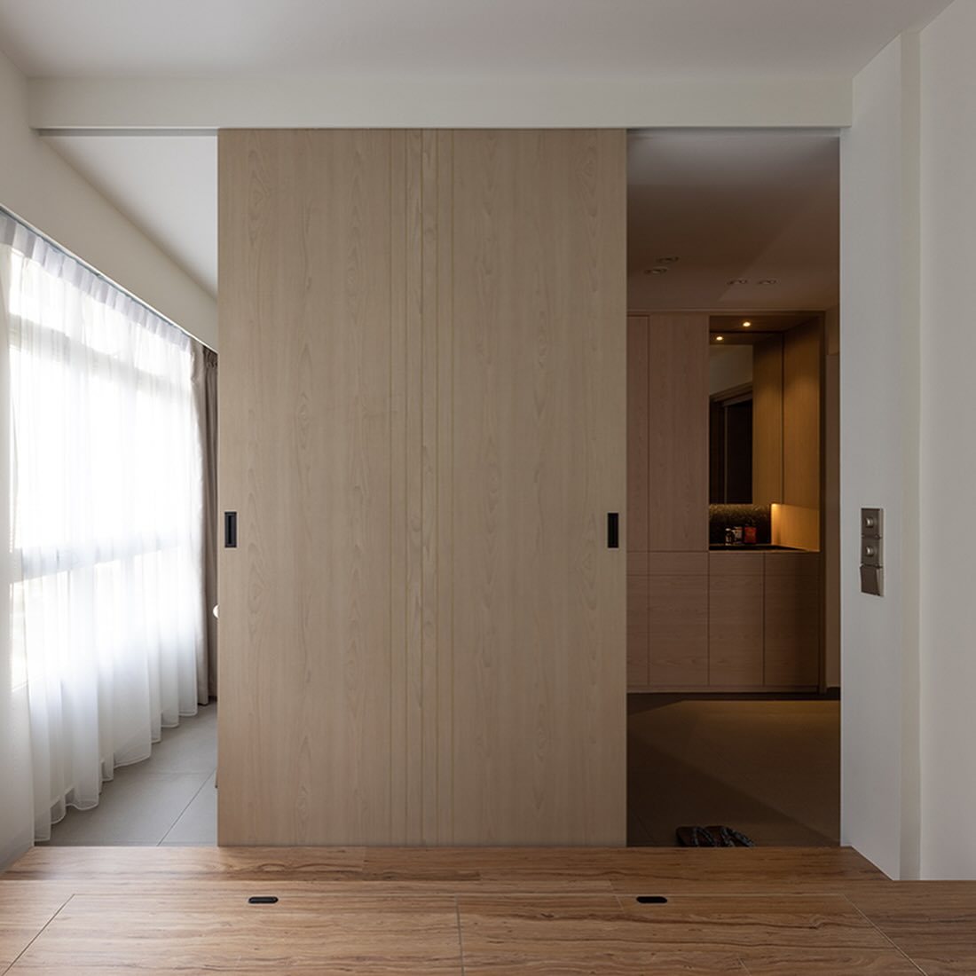 bedroom sliding door