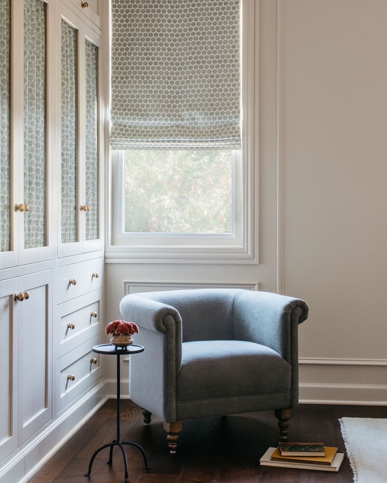bedroom reading nook