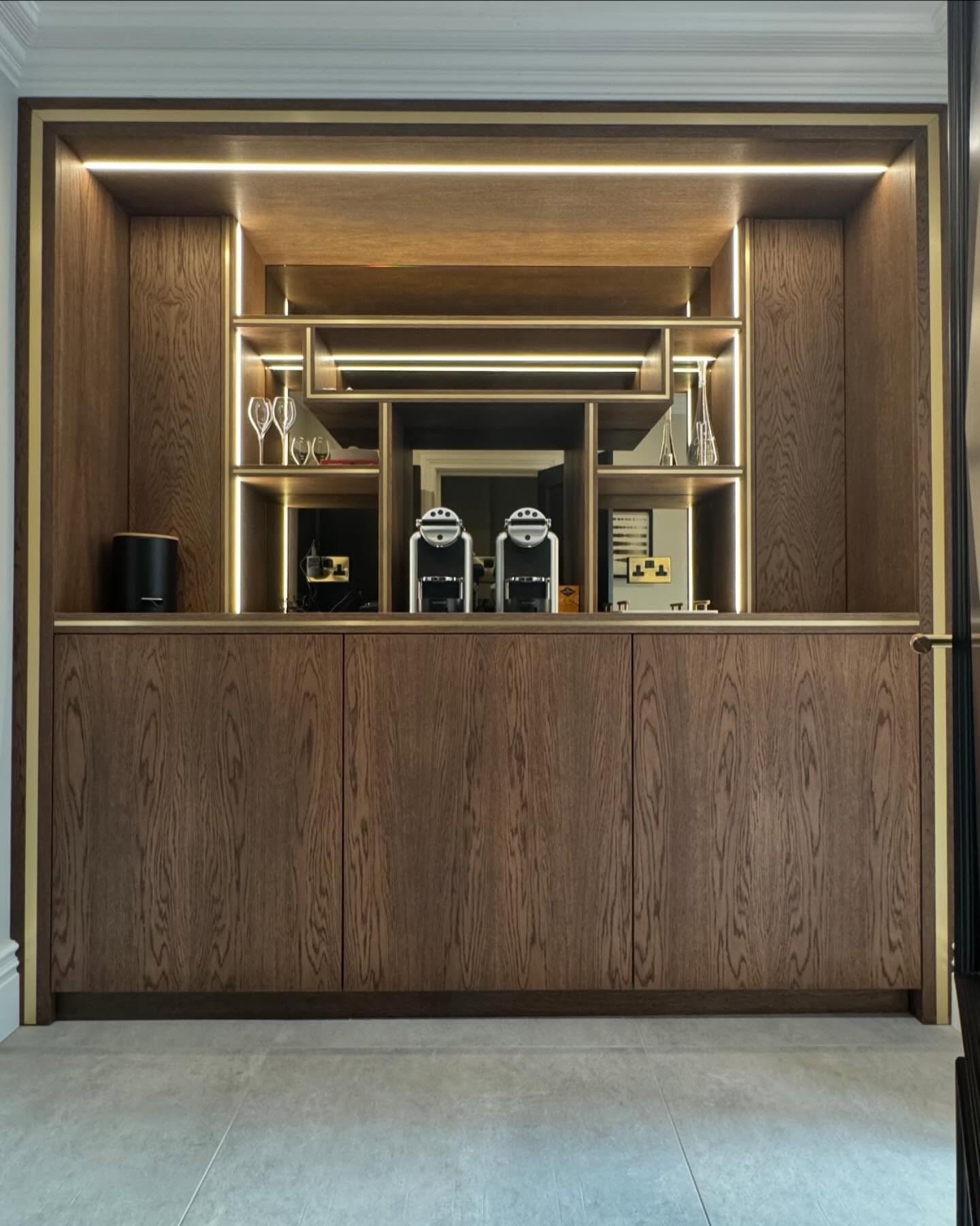 21 Bedroom Coffee Station Ideas To Create A Cozy In‑Room Café Vibe 2 bedroom coffee station