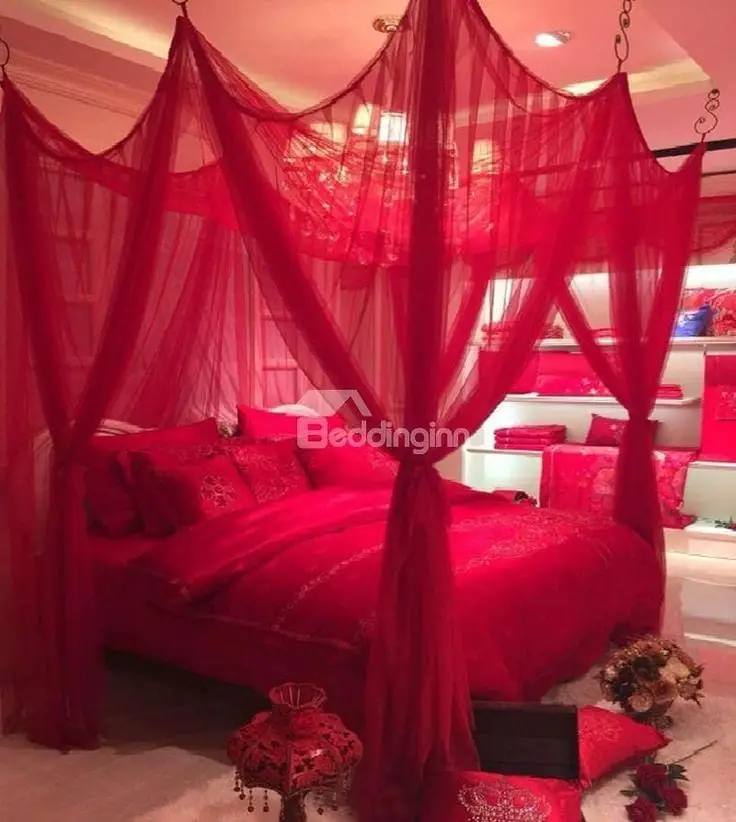 red-bedroom