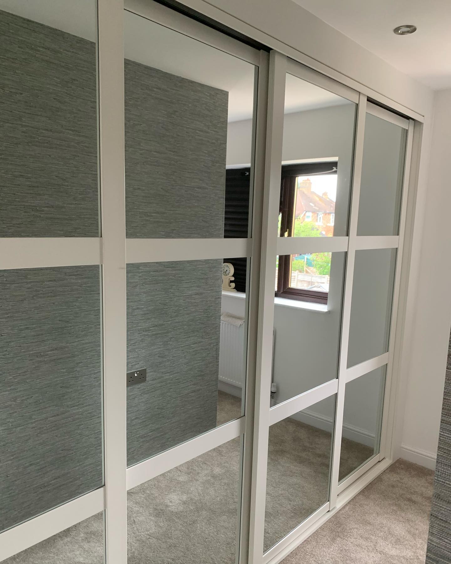 bedroom partition wall