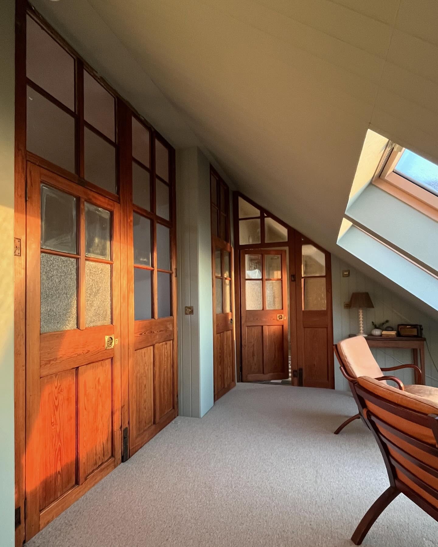 bedroom partition wall