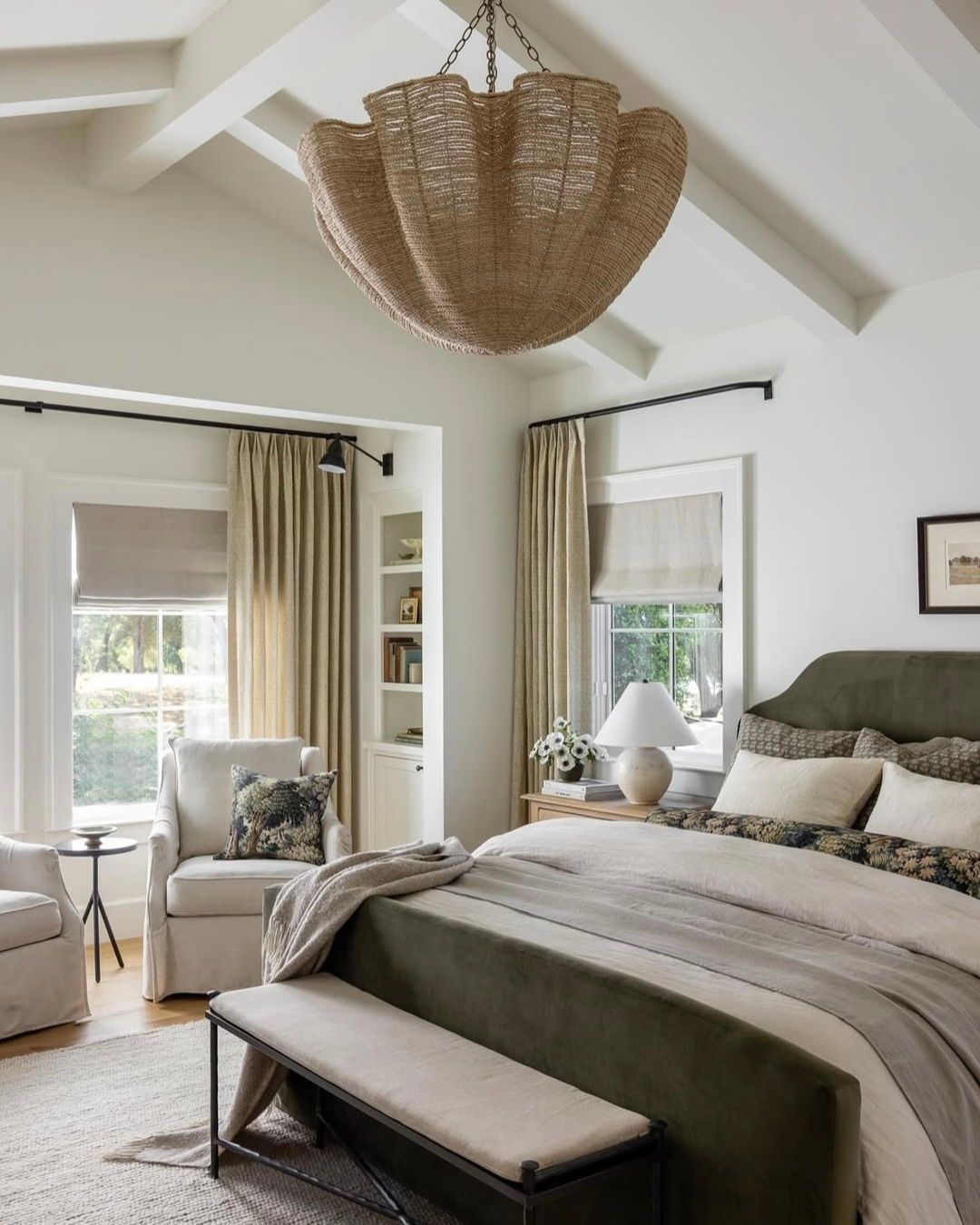 bedroom reading nook