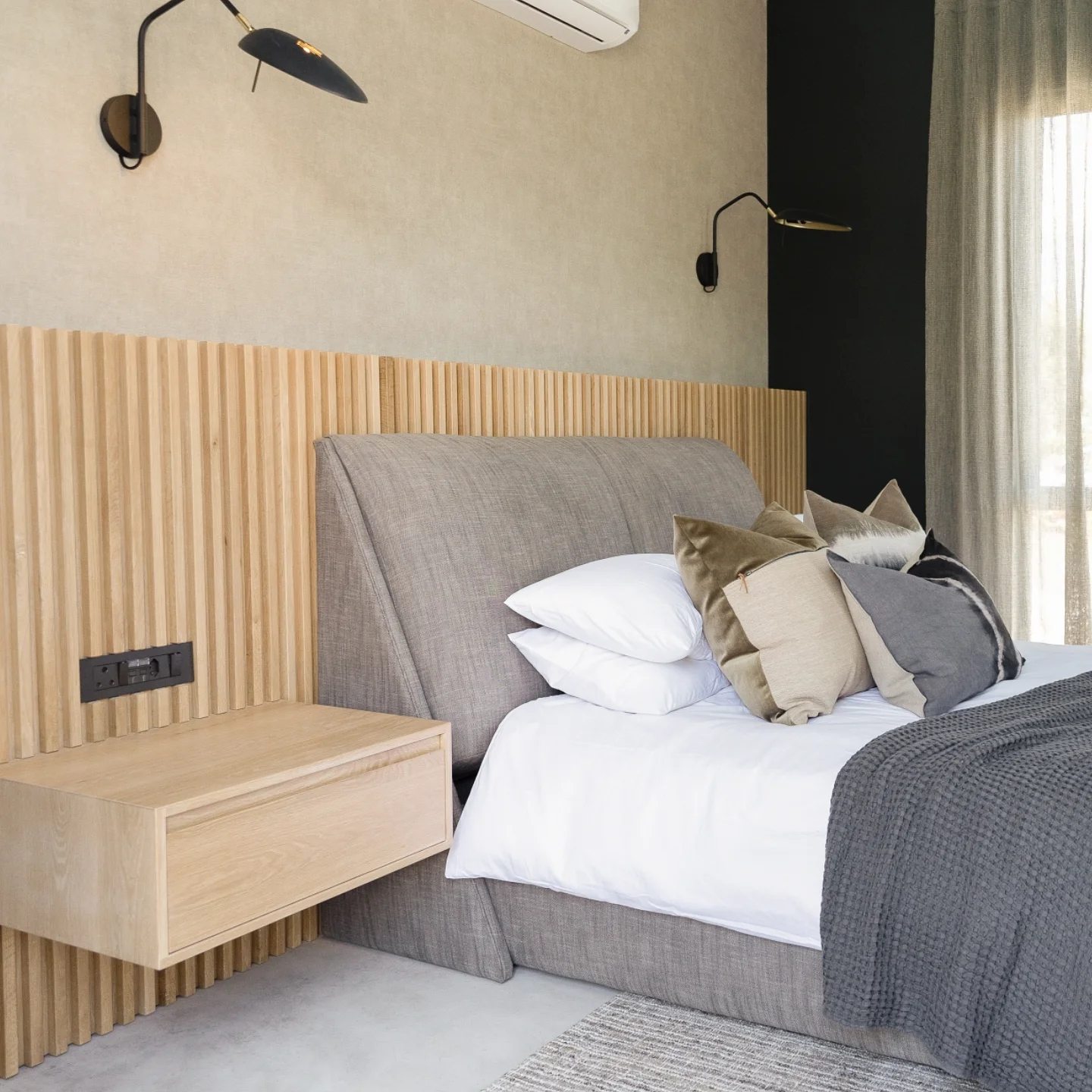 bedroom reading lights