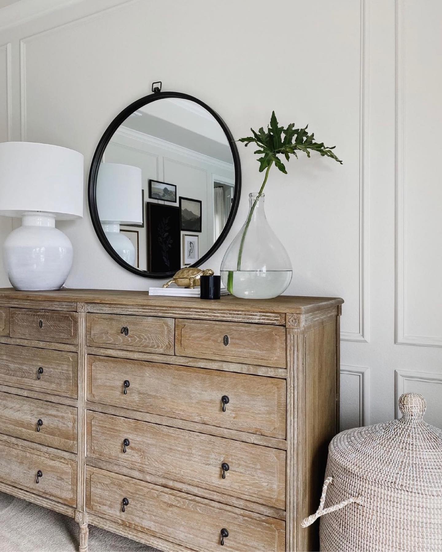 28 Bedroom Dresser Styling Ideas To Copy Now (With Photos For Every Look) 11 bedroom dresser styling