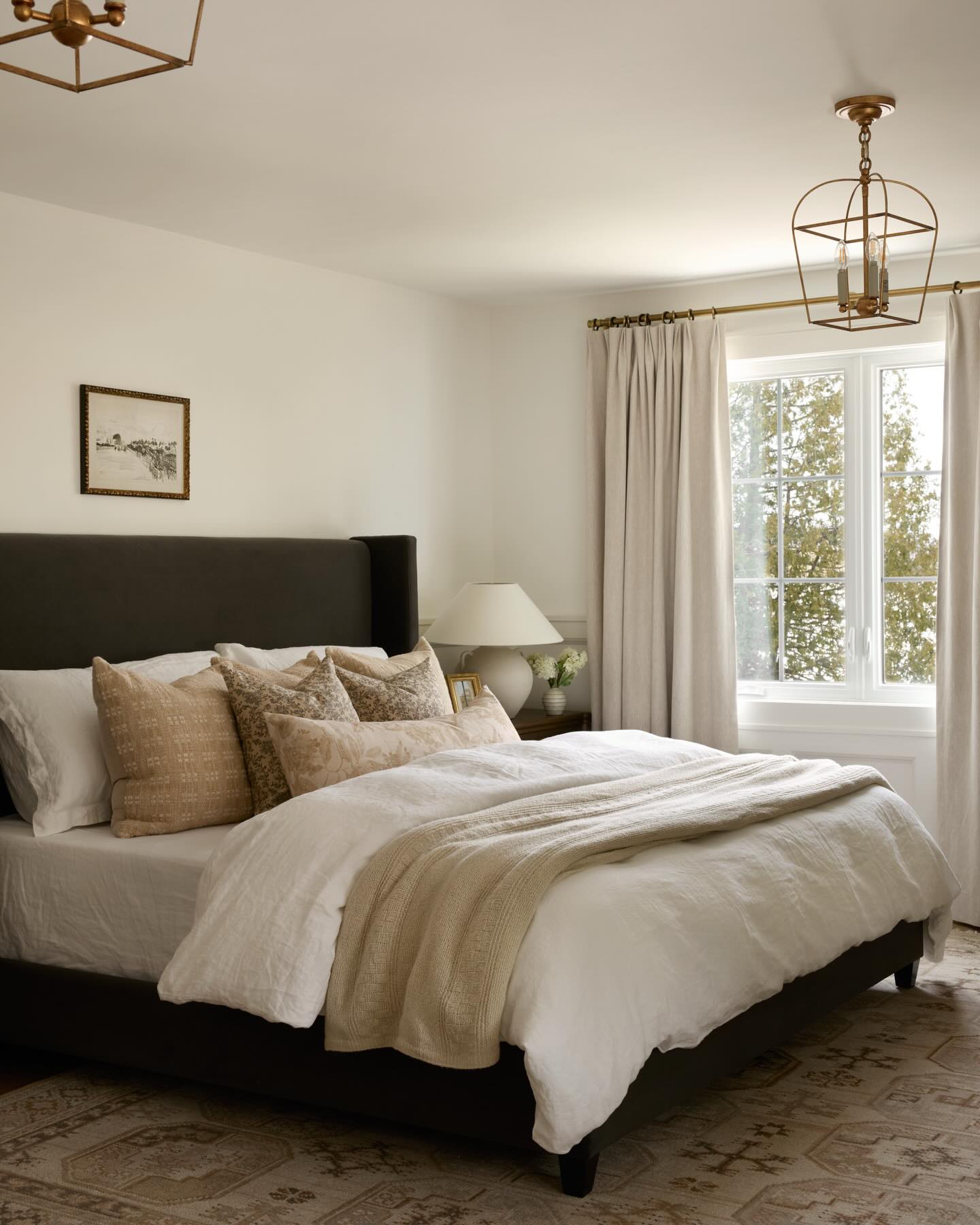 bedroom rug placement