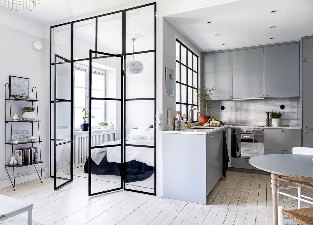 29 Stunning Bedroom Glass Wall Ideas To Transform Your Space (Photo Inspiration) 13 bedroom glass wall