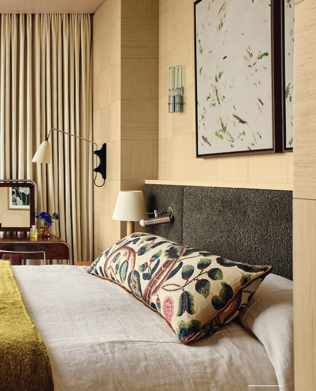 bedroom reading lights