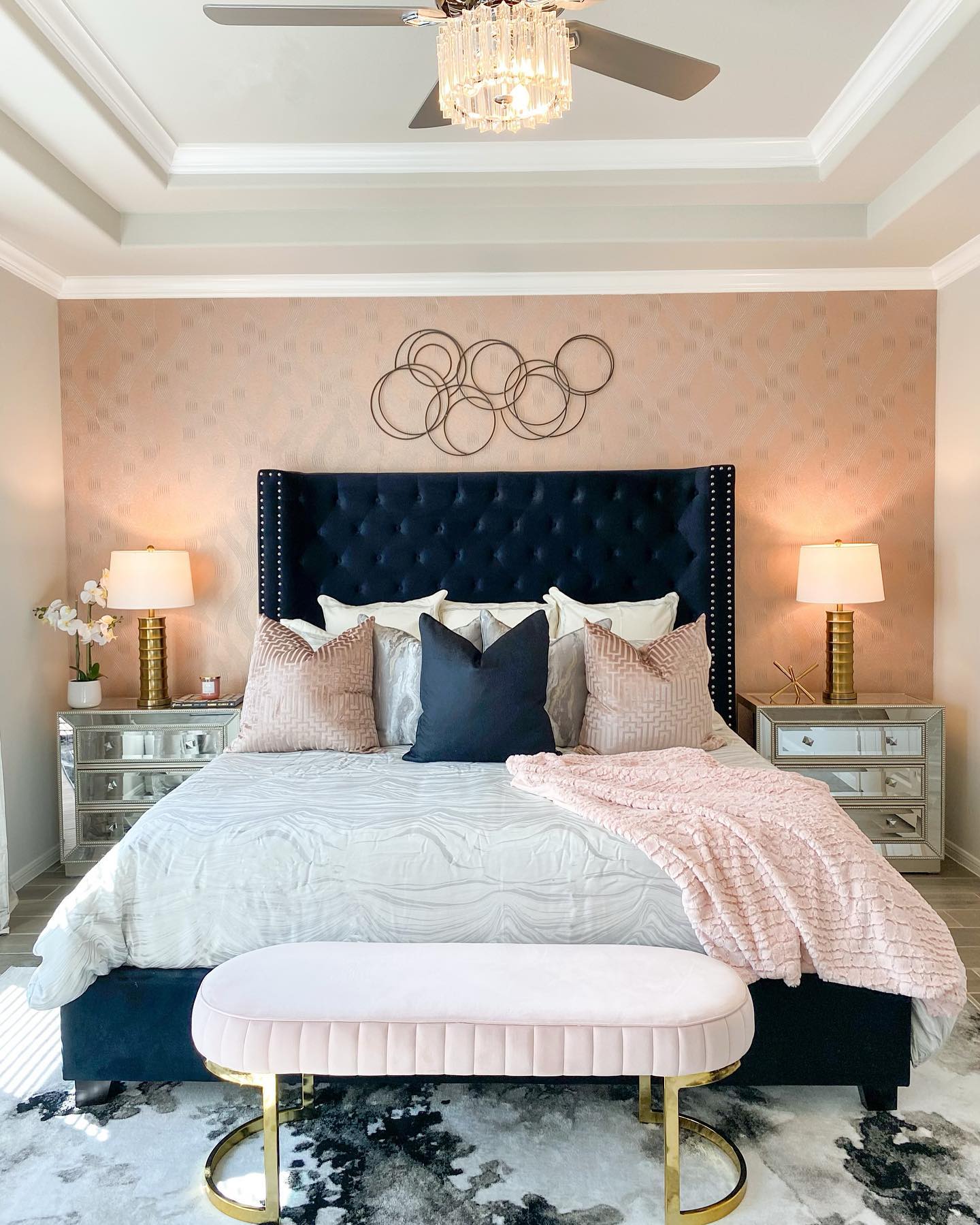 27 Airy Bedroom Design Ideas To Copy For A Light, Breezy Retreat 5 airy bedroom design
