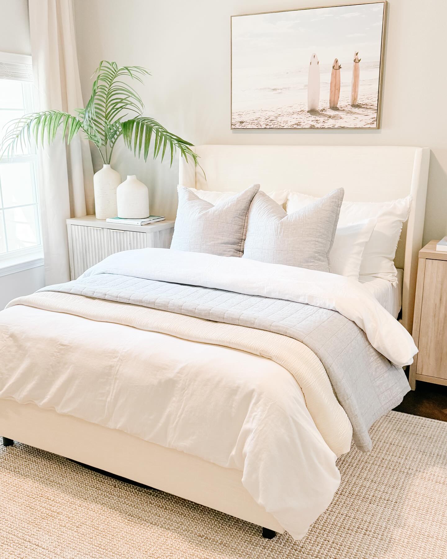 apartment bedroom decor