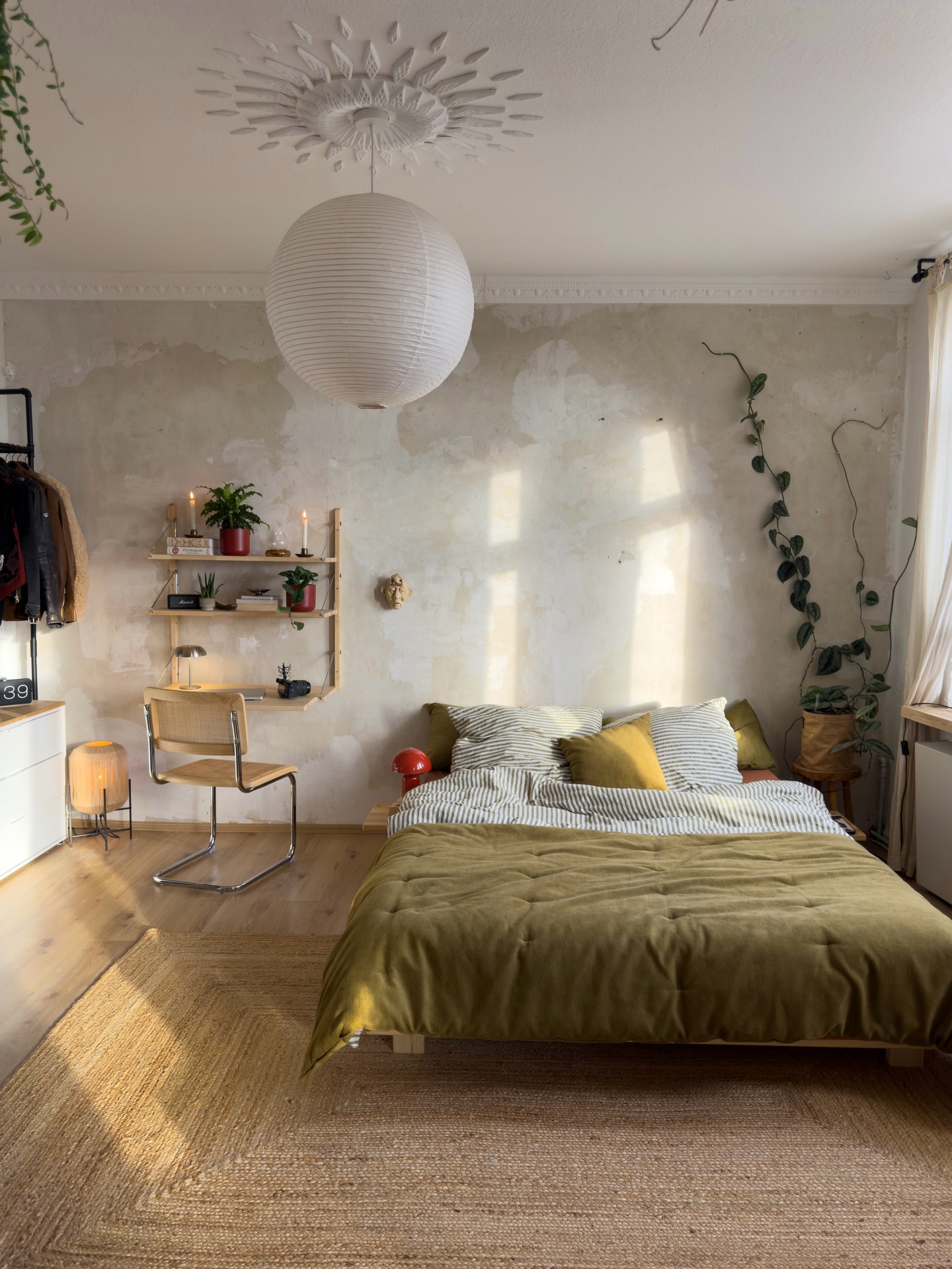 apartment bedroom decor