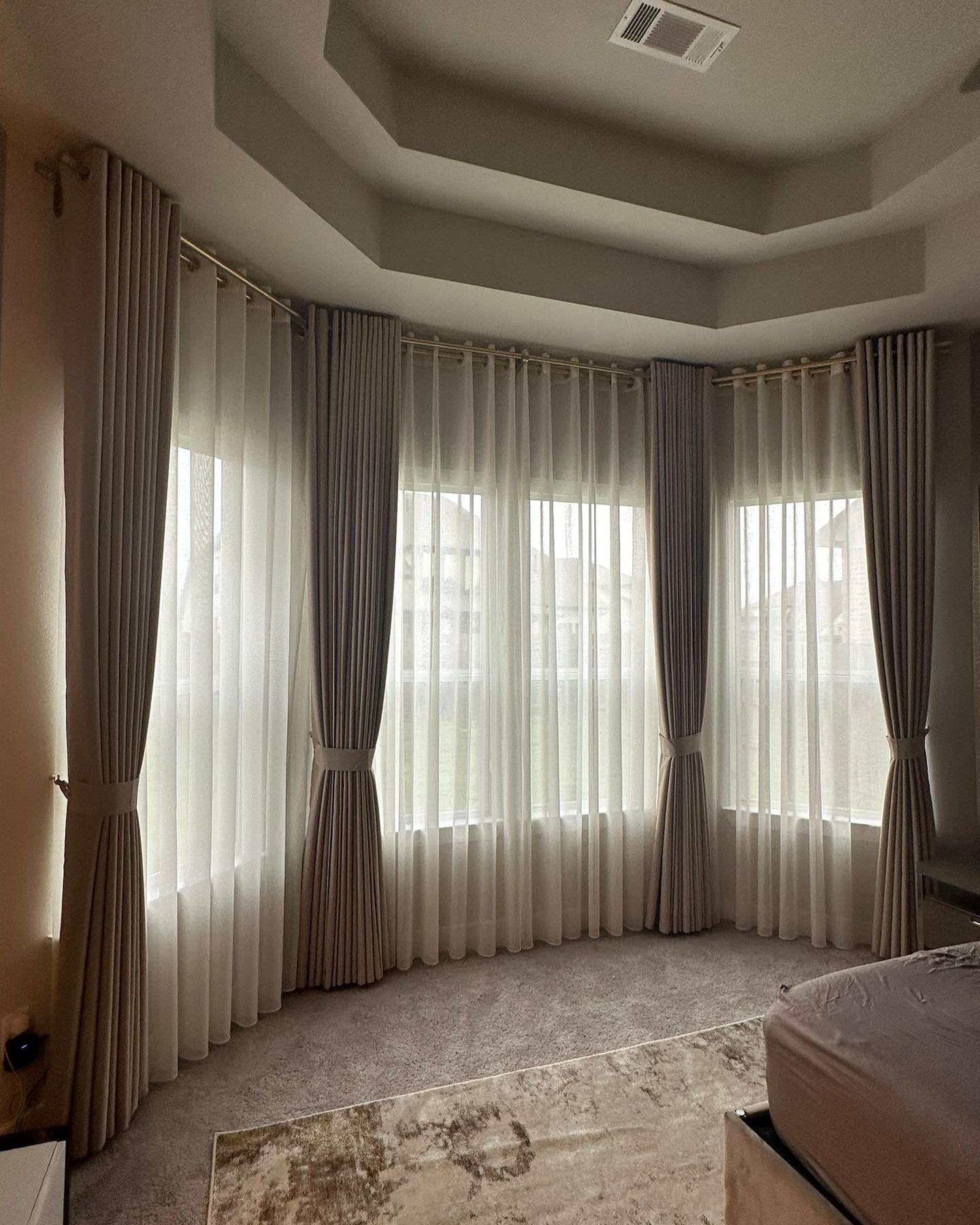 bedroom window blinds