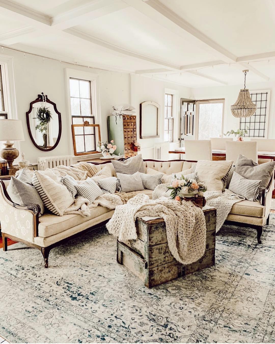28 Farmhouse Living Room Ideas With Pictures For A Cozy, Charming Home 9 farmhouse living room