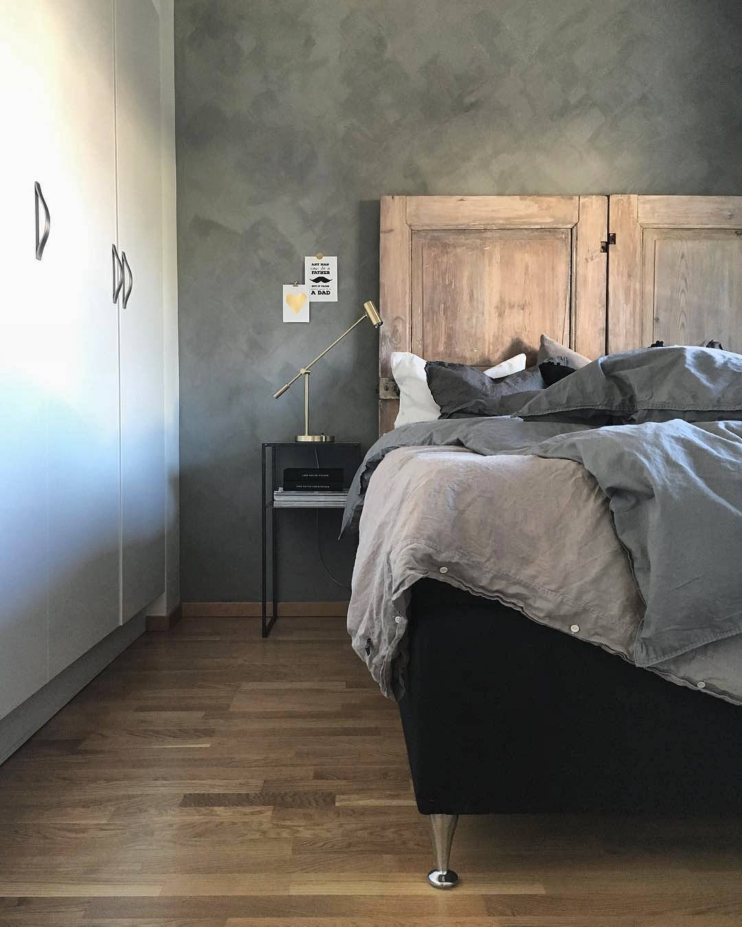 concrete wall bedroom