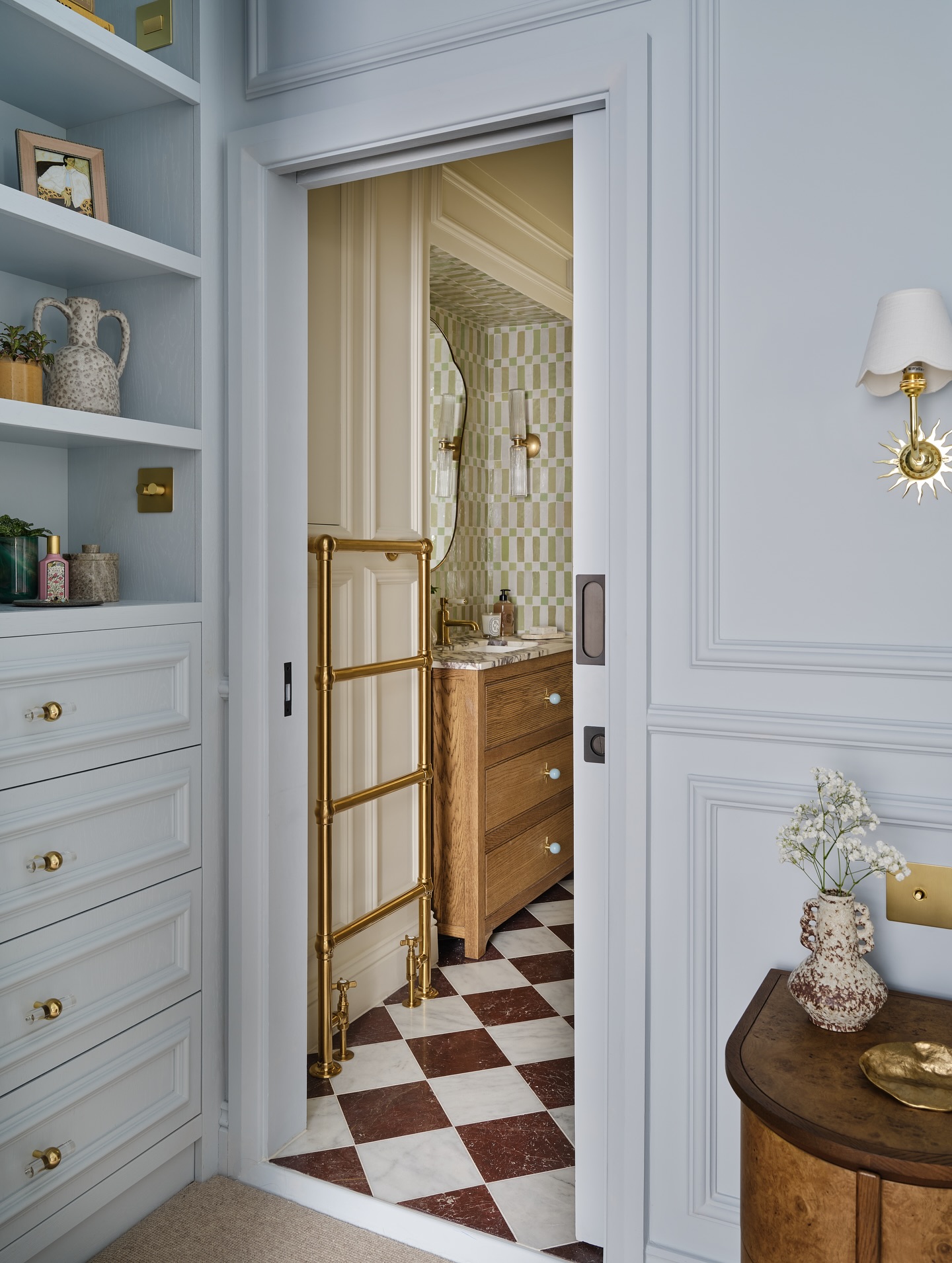 traditional bedroom design