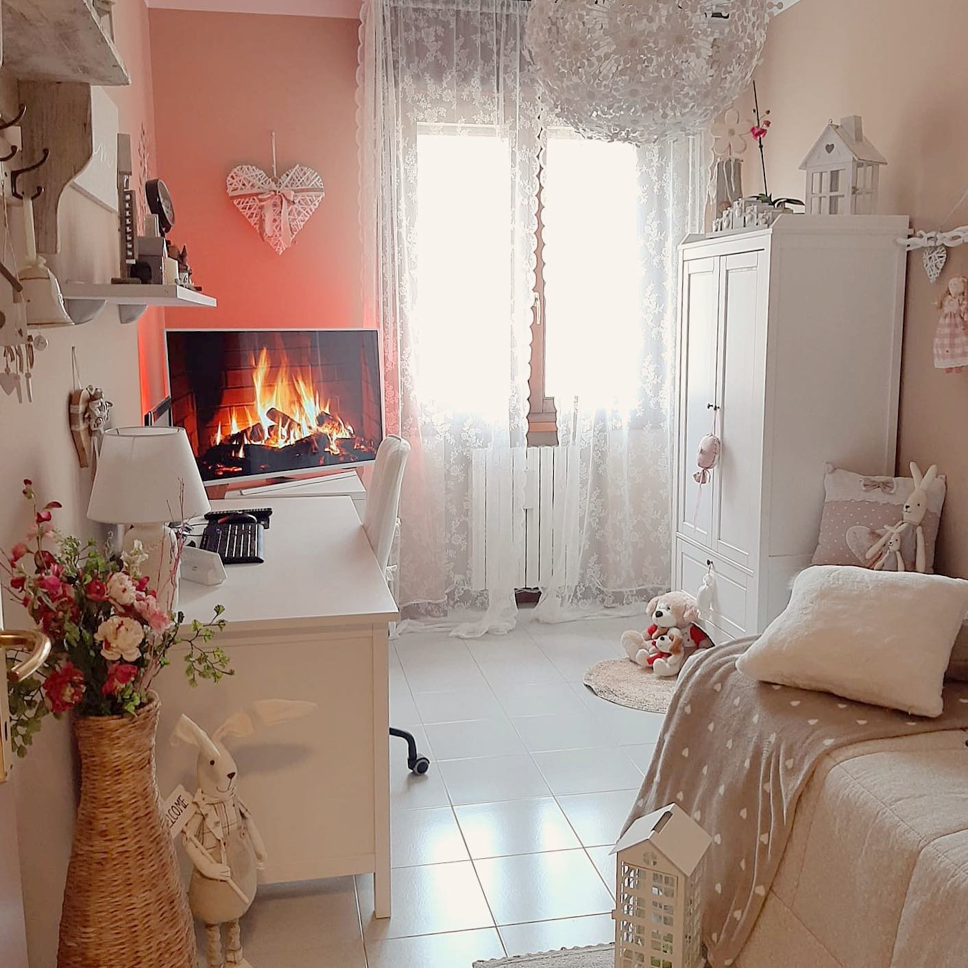 shabby chic bedroom