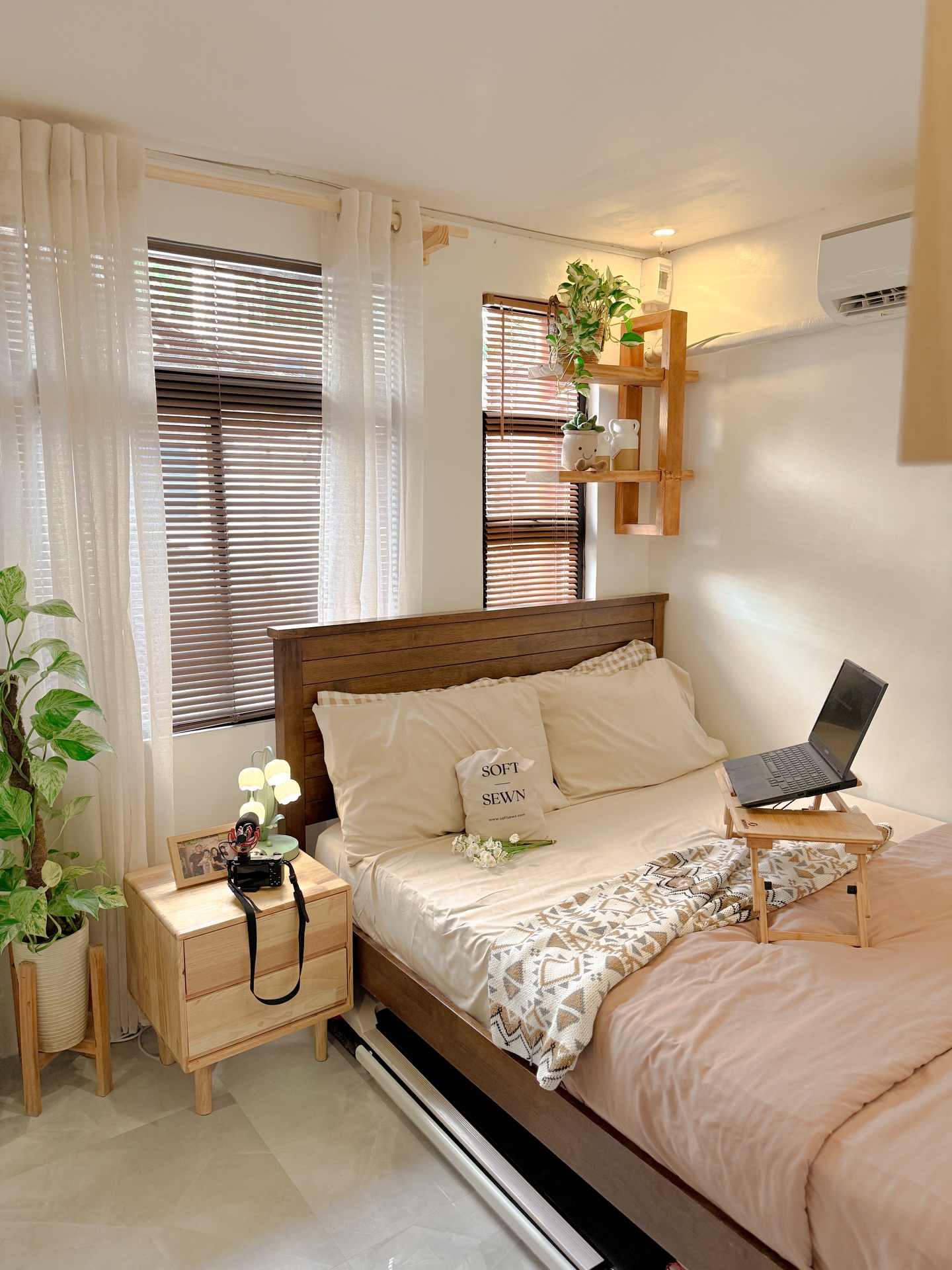 bedroom window blinds