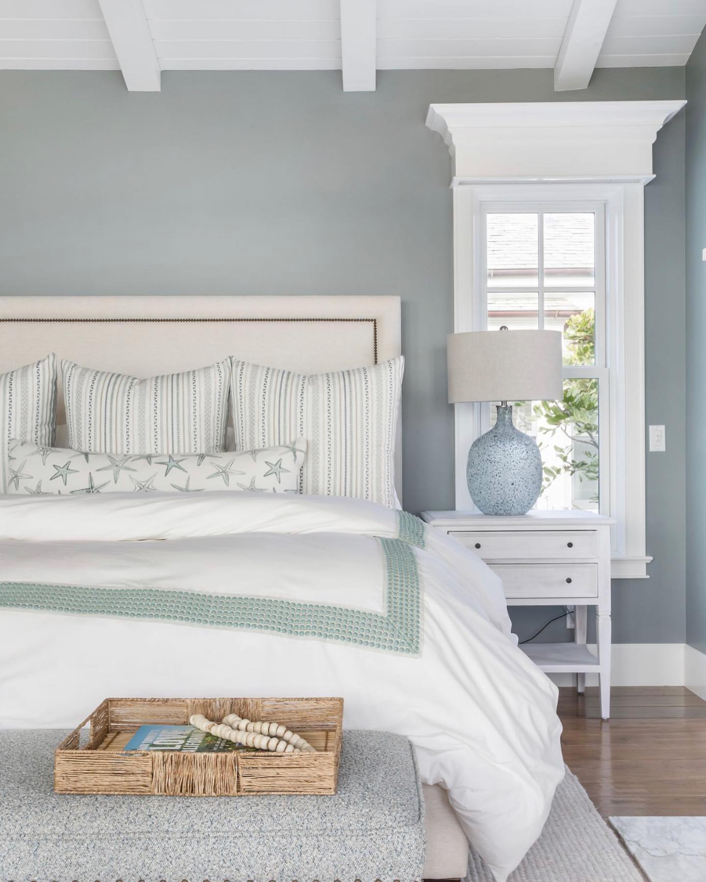 coastal bedroom decor