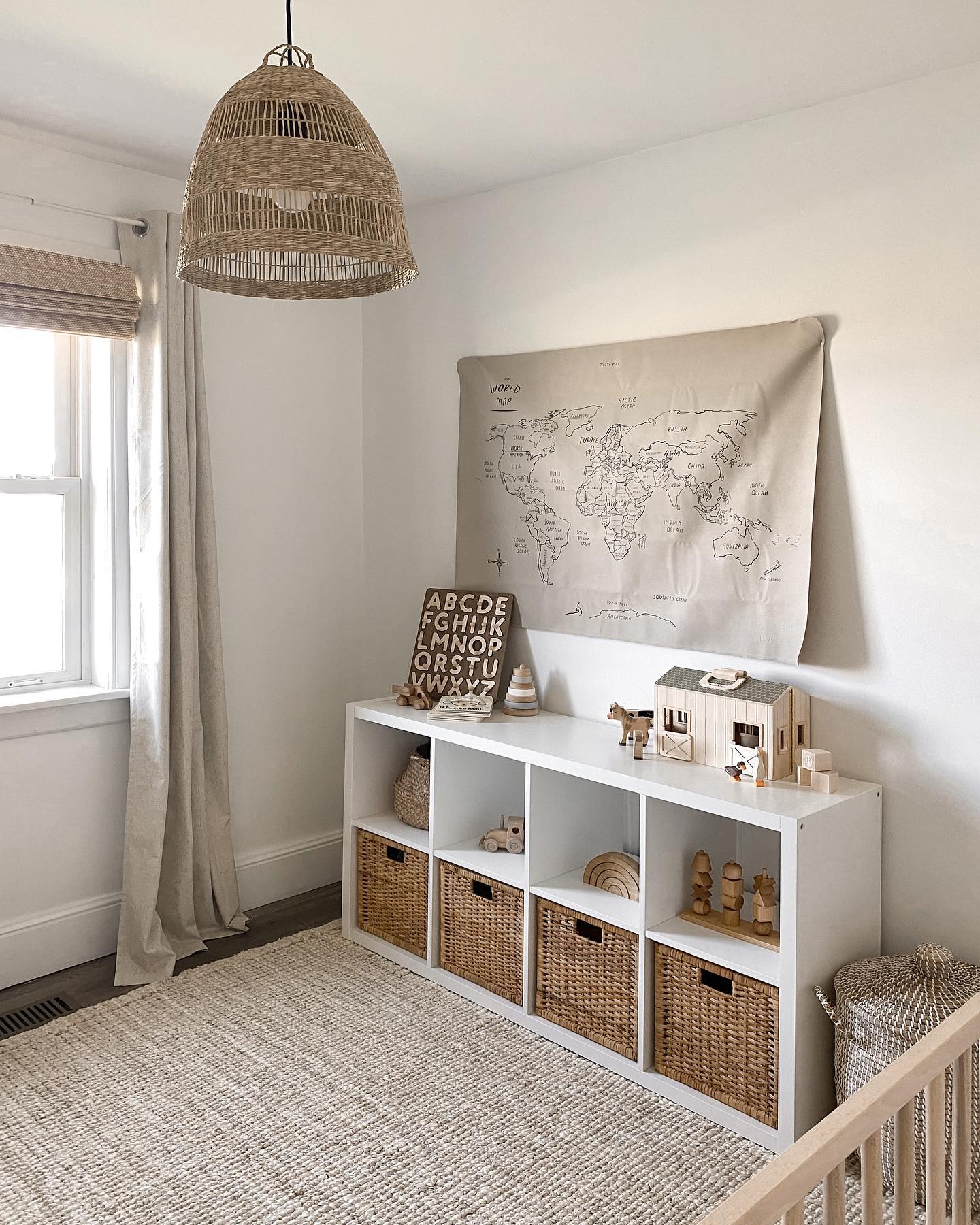 29 Adorable Toddler Bedroom Decor Ideas: Cute & Clever Styling Tips With 29 Inspiring Images 5 toddler bedroom decor