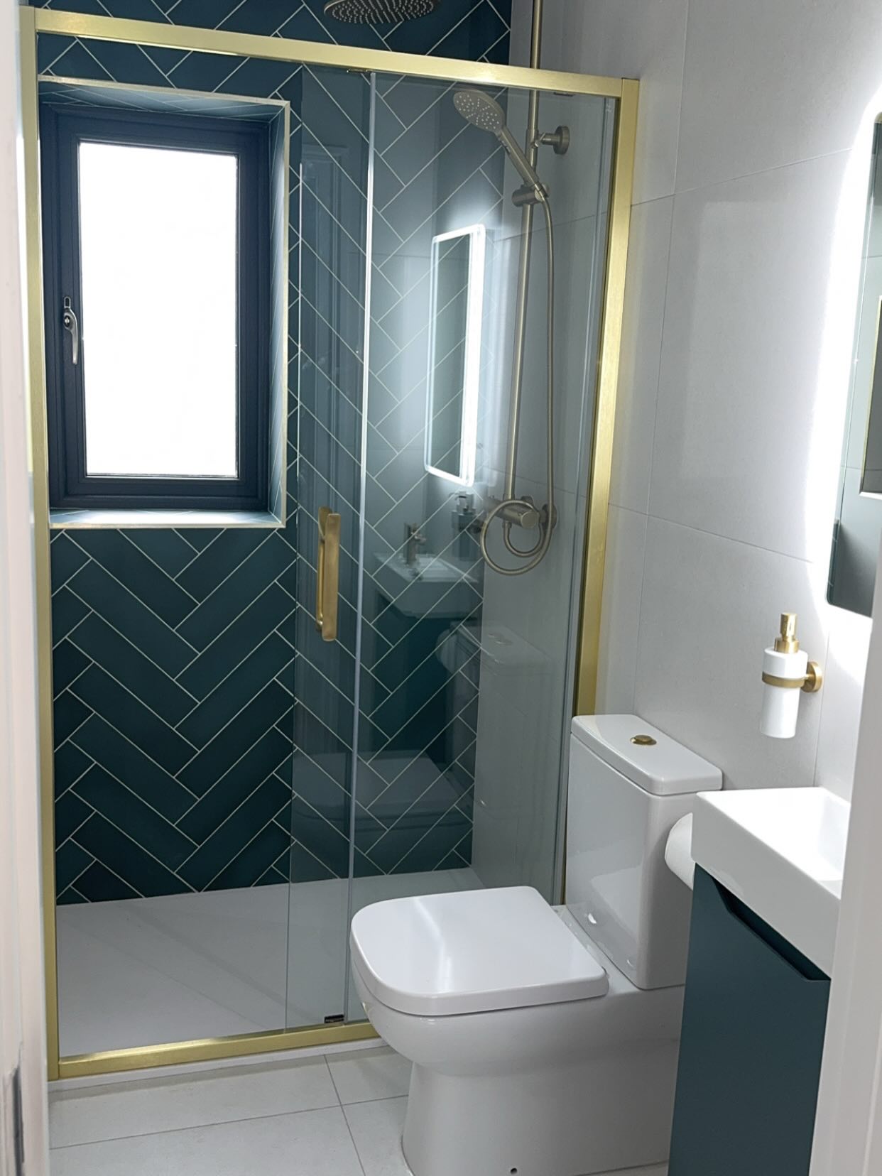 bedroom with ensuite