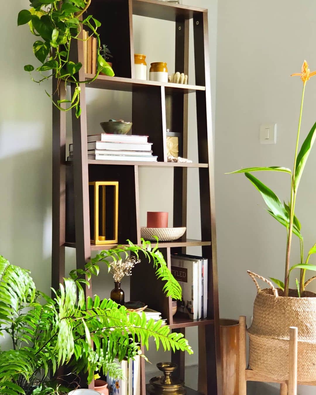 bookshelf styling living room