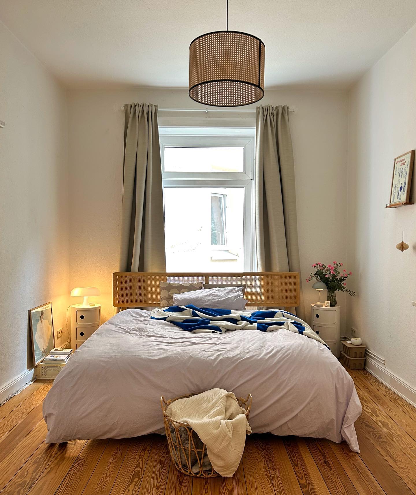 summer bedroom decor