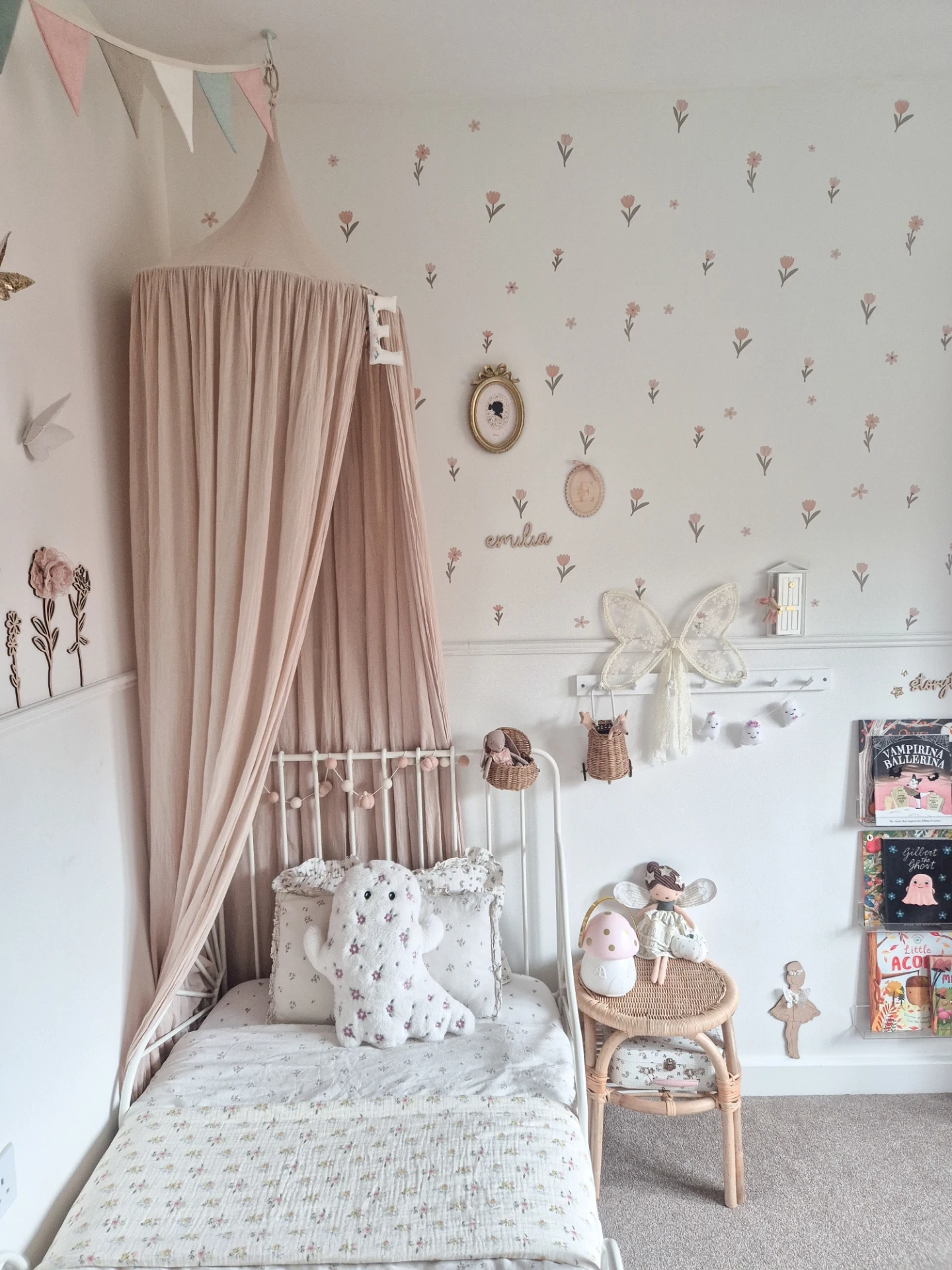 29 Adorable Toddler Bedroom Decor Ideas: Cute & Clever Styling Tips With 29 Inspiring Images 11 toddler bedroom decor