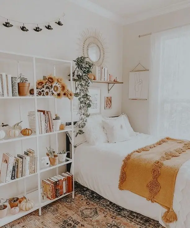 summer bedroom decor