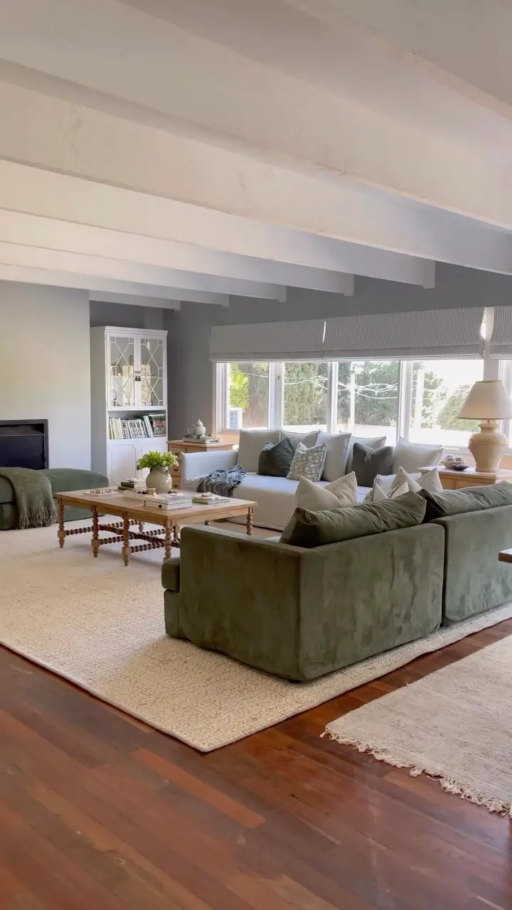 28 Farmhouse Living Room Ideas With Pictures For A Cozy, Charming Home 7 farmhouse living room