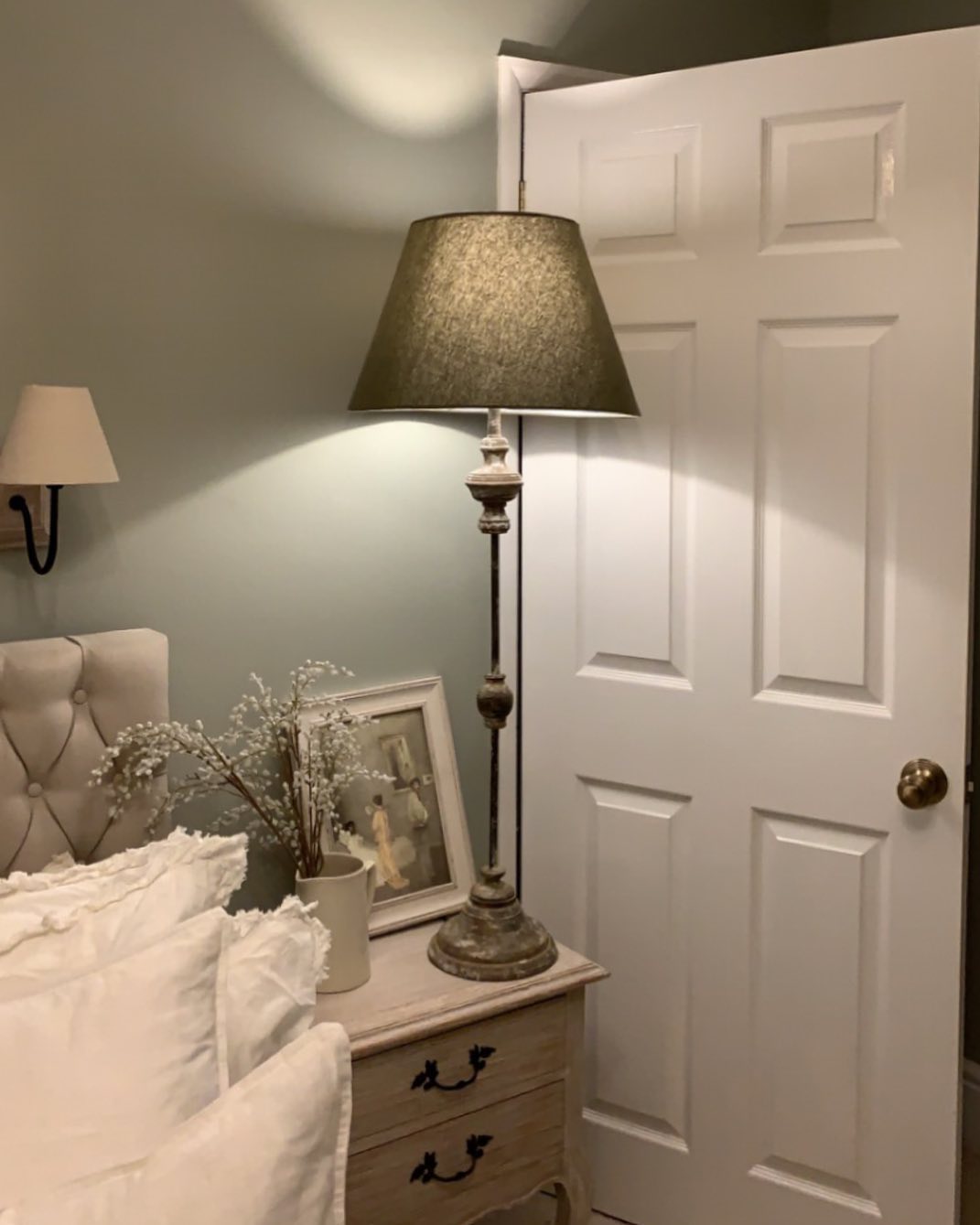 bedside lamp ideas