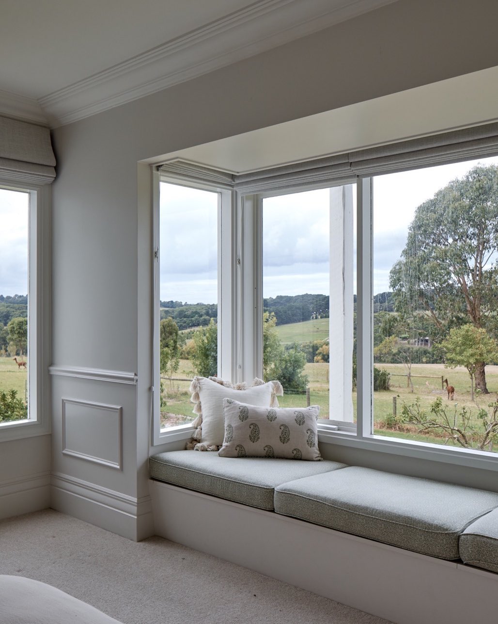 bedroom window seat