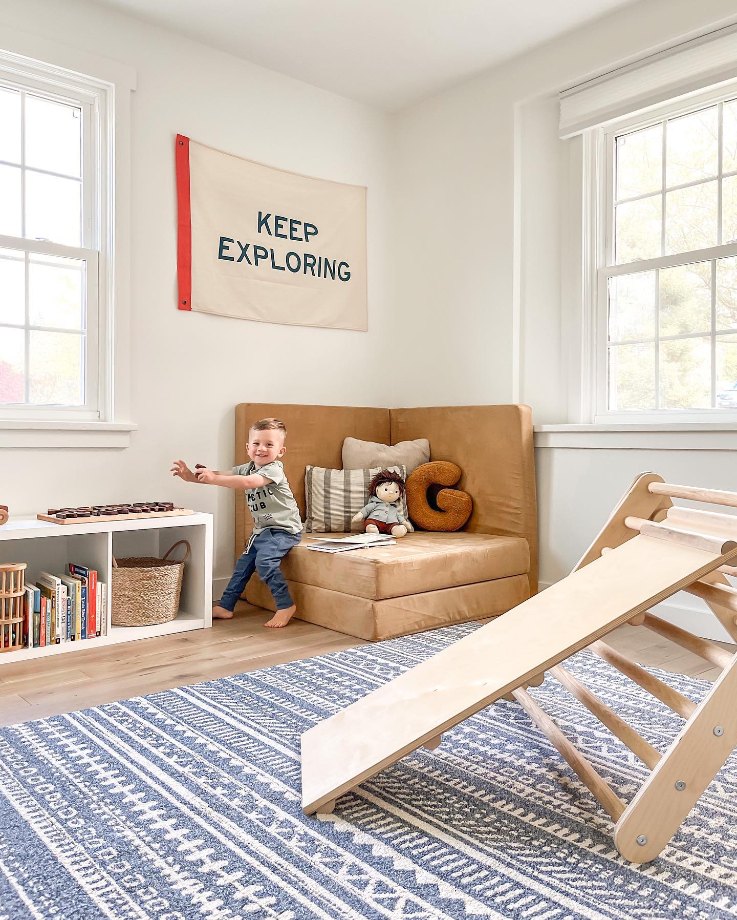 29 Adorable Toddler Bedroom Decor Ideas: Cute & Clever Styling Tips With 29 Inspiring Images 1 toddler bedroom decor