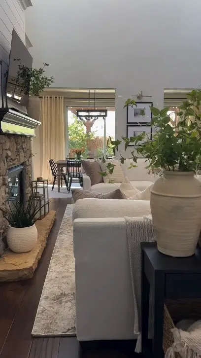neutral living room decor
