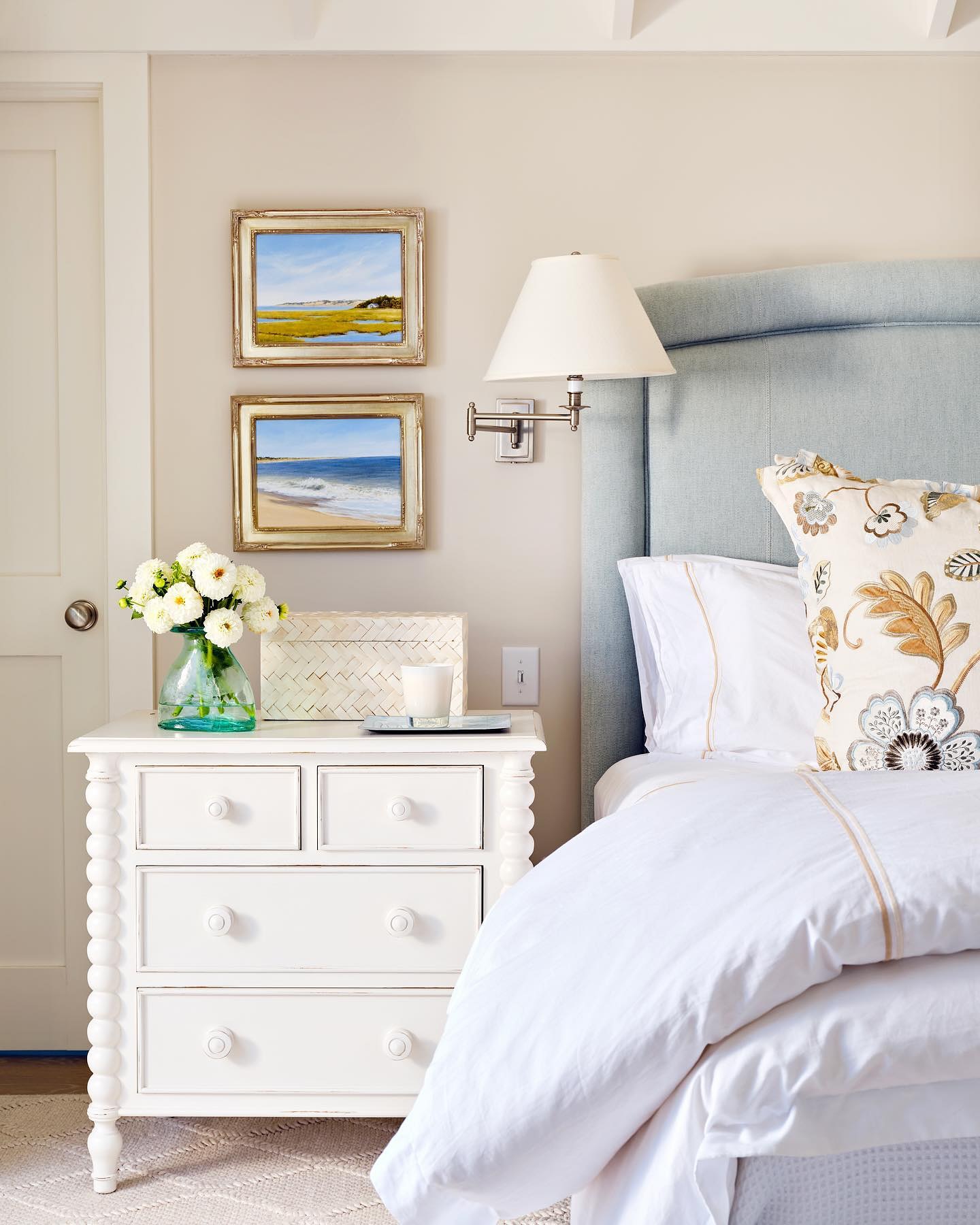 coastal bedroom decor