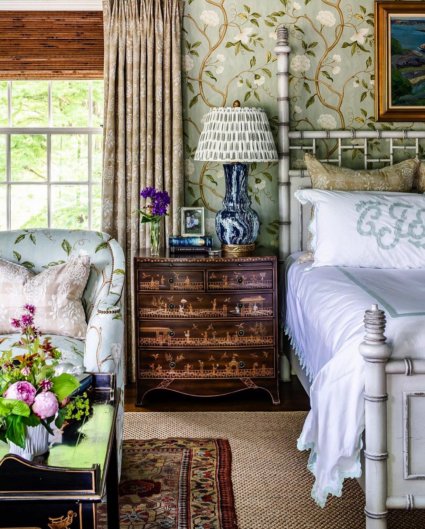 traditional bedroom design