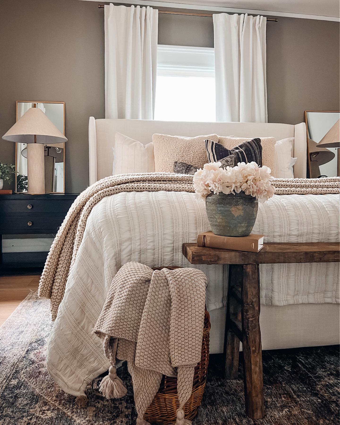 summer bedroom decor