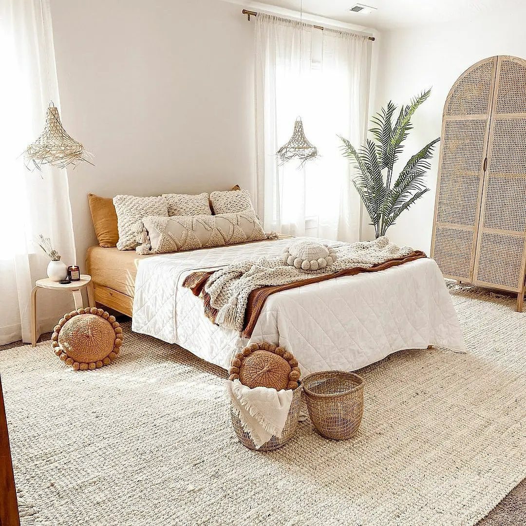 28 Cozy Jute Rug Bedroom Ideas To Copy Now (Stunning Inspiration + Styling Tips) 2 jute rug bedroom