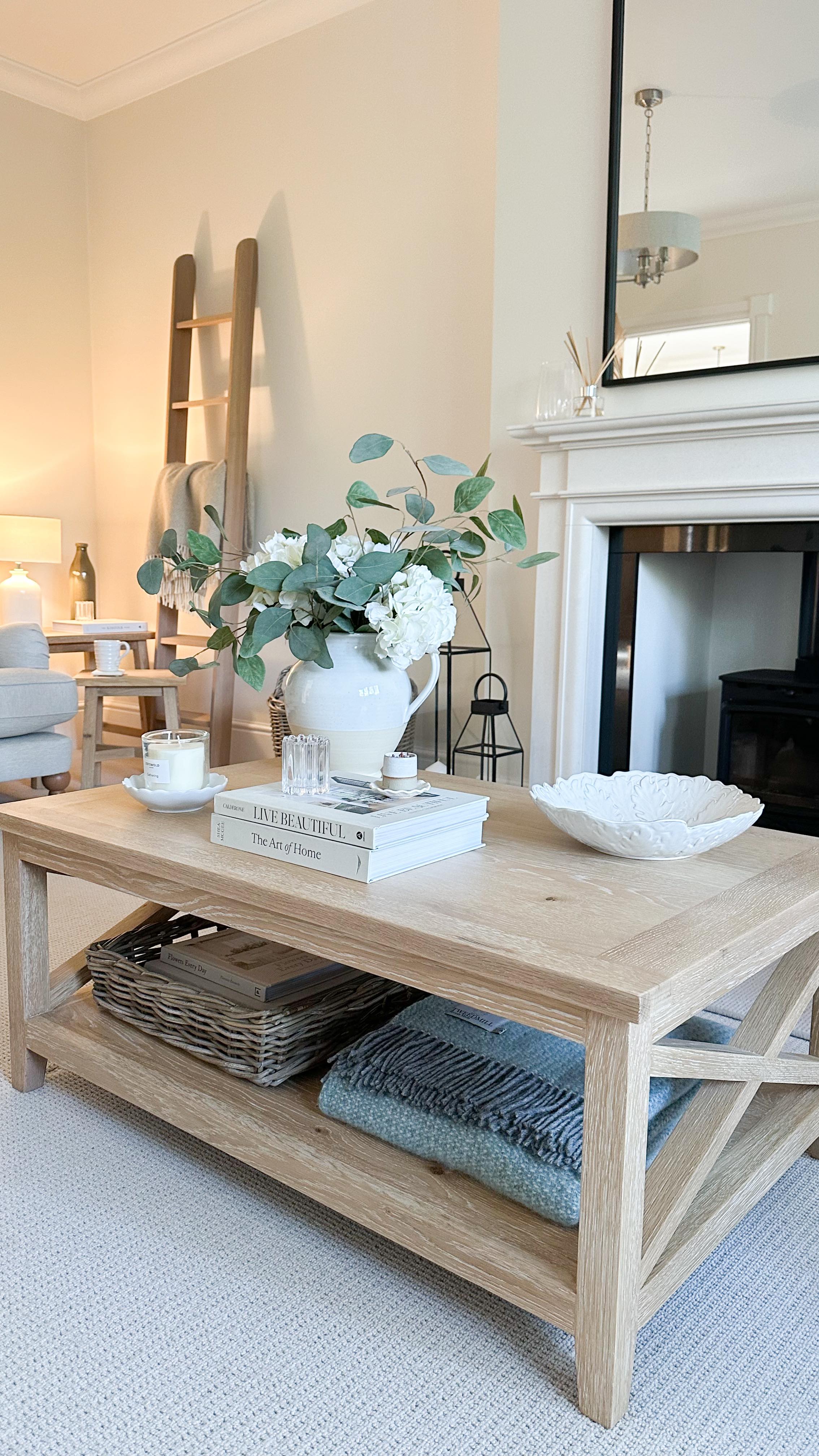 arched mirror living room